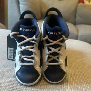 Jordan Kids' Sneakers in Navy and White